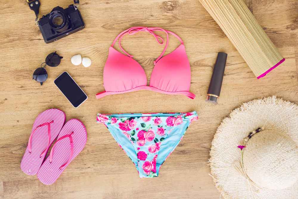 Berbagai Jenis Pakaian Dalam Wanita yang Penting Diketahui 1 Pakaian dalam model bikini